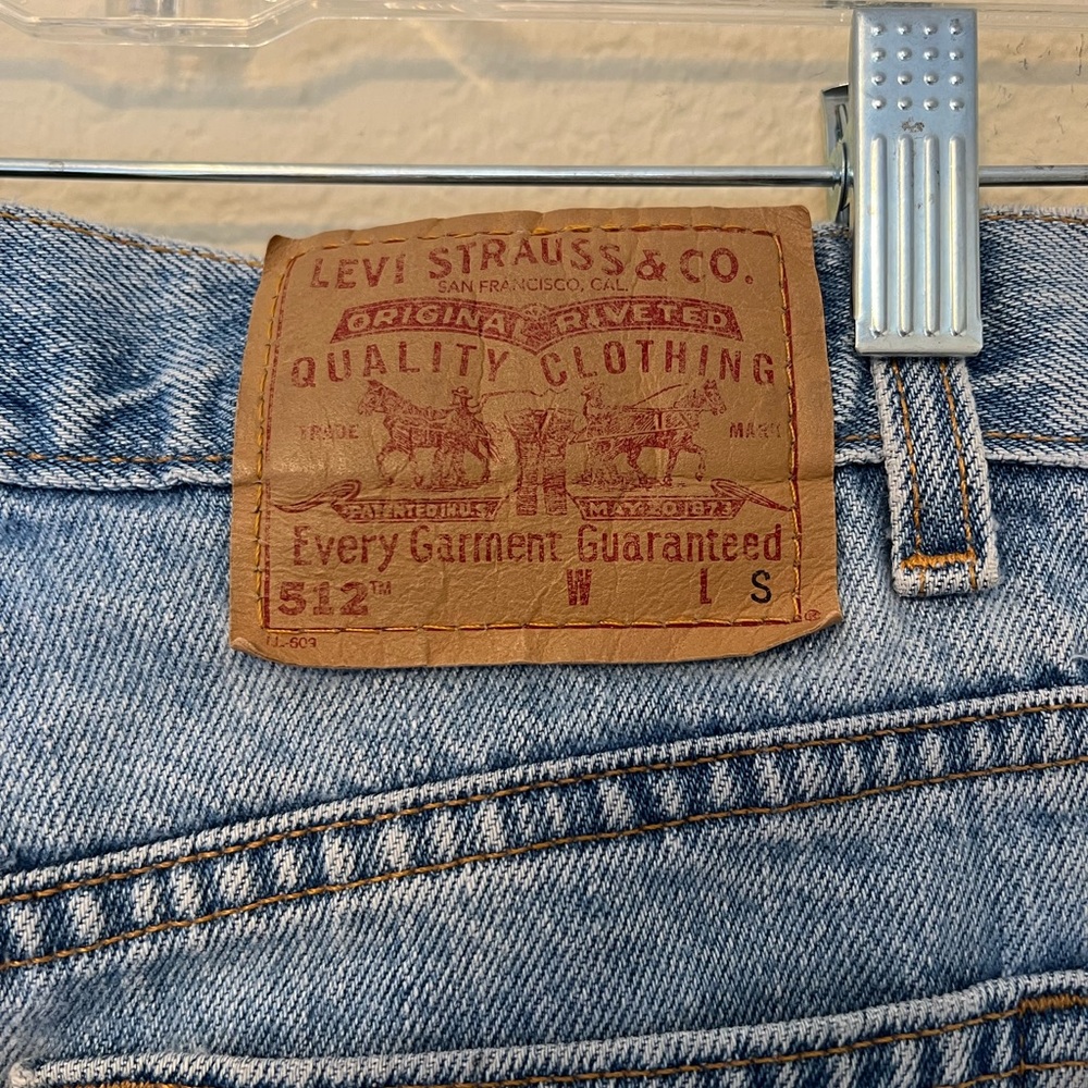 Levi’s 512 High Waisted Mom Jeans